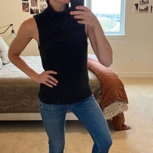 Gap black turtle neck knit tank
